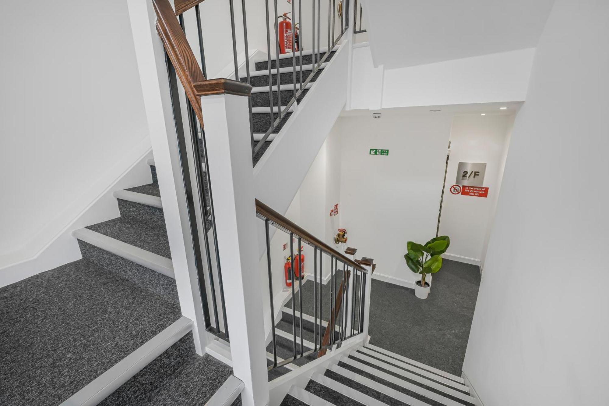 Hotel 64 London